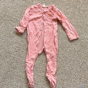 Kyte Baby coral footie